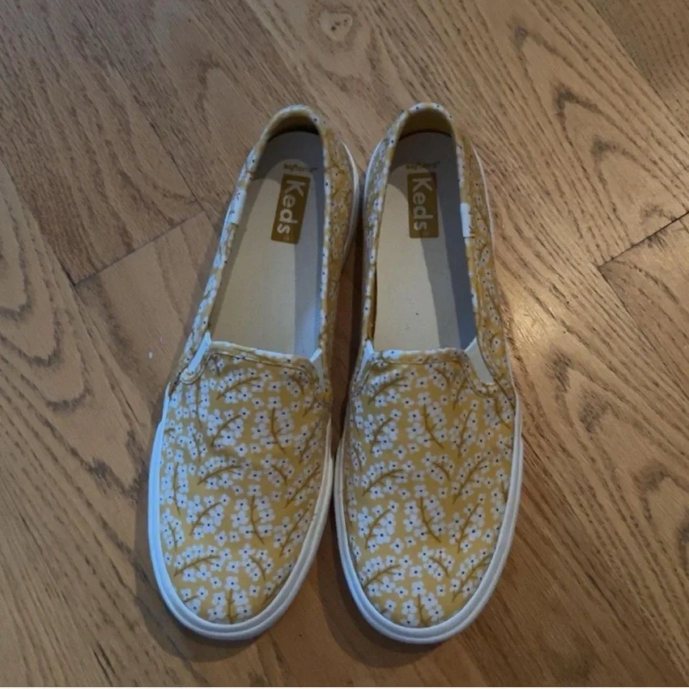 Keats shoes - Picture 3 of 3